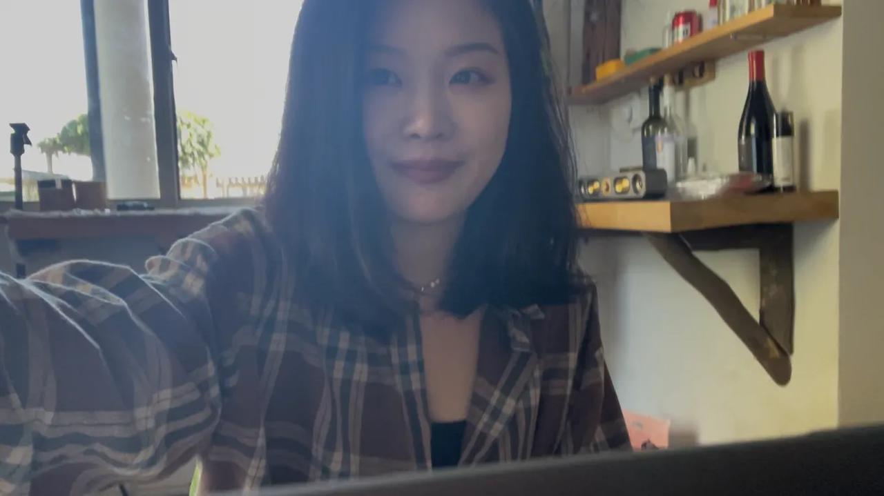 我把这两个月在小院的素材剪成了一集12分钟的长视频
花了两个下午终于完成了[呲牙