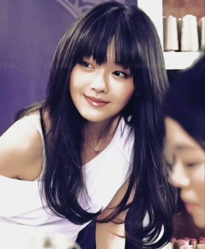 大s虽然文化水平不算高，但她真的度过很多书，说话很有思想，不仅理性也懂得人与人之