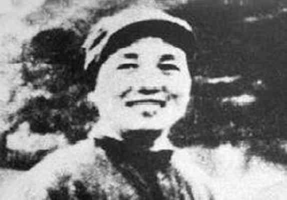 谢翰文（1904—1942），又名汉文，号鸿锡，湖南耒阳人，八路军高级将领、抗日