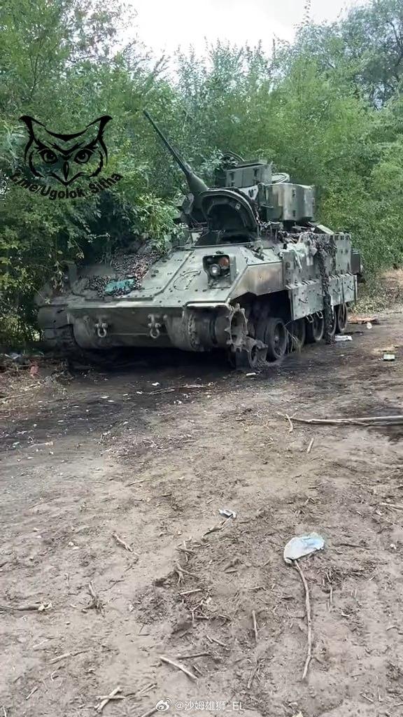 扎波罗热州前线，乌克兰军队损失的M2A2“布雷德利”步兵战车、IMR-2工程车和