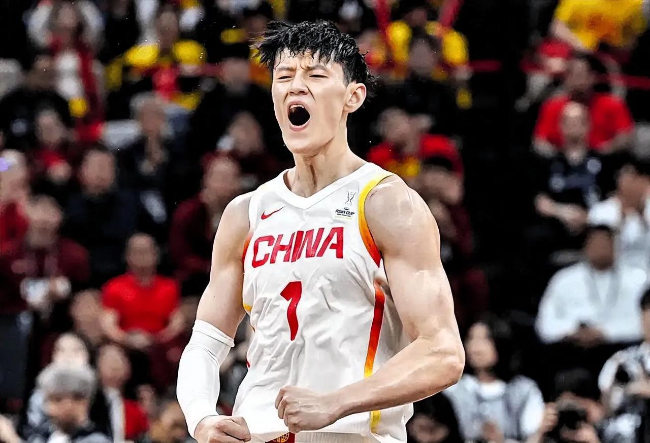 又一中国球员进入NBA！

根据名记Scotto报道，篮网与中国球员曾凡博签下一