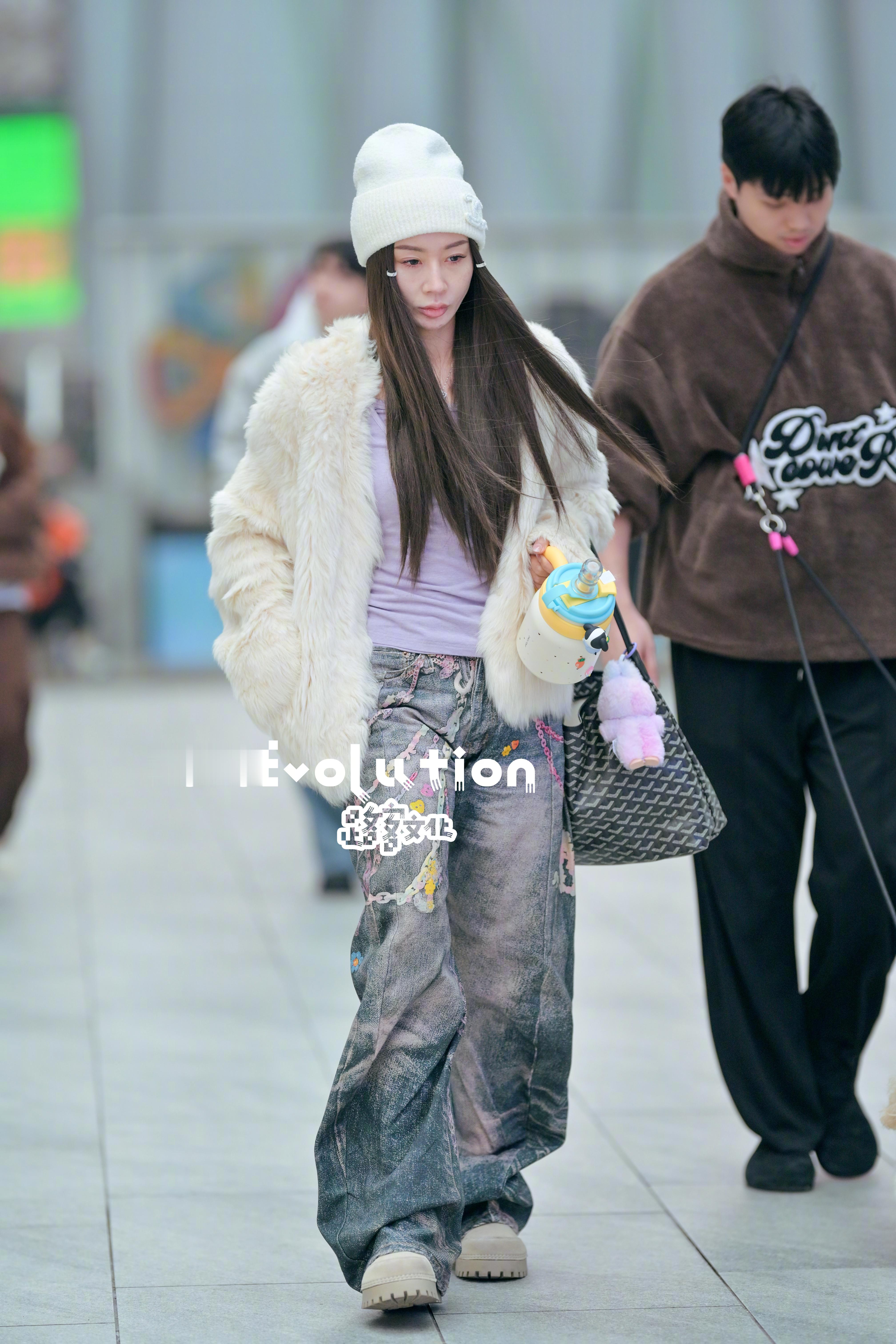 小姐姐好酷哦！帅气 