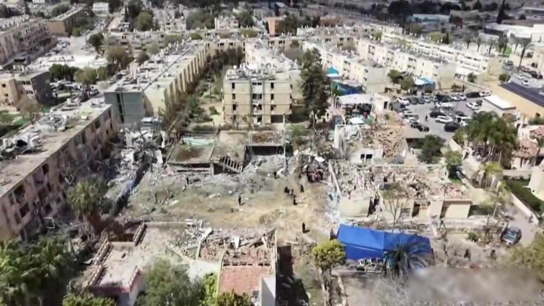 伊朗连发导弹无人机，中东暗战升级，普通人被卷进大国棋局

3月22号，伊朗伊斯兰