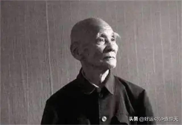 真实战史：1946年六千将士绝境突围，百姓英雄引路救全军
 
1946年，600