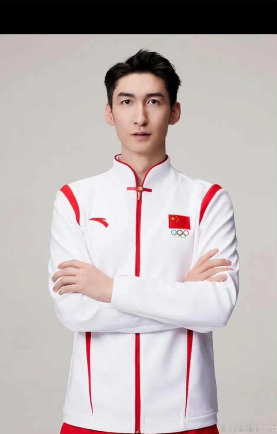 不懂武大靖哪里的底气敢说中国短道速滑队能在米兰冬奥奖牌榜占据全部的……

现在的