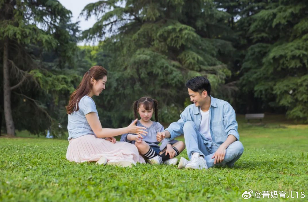 如何高质量的陪伴孩子？这4个关键词一个都不能少：第1个关键词：要拥抱心理学研究经