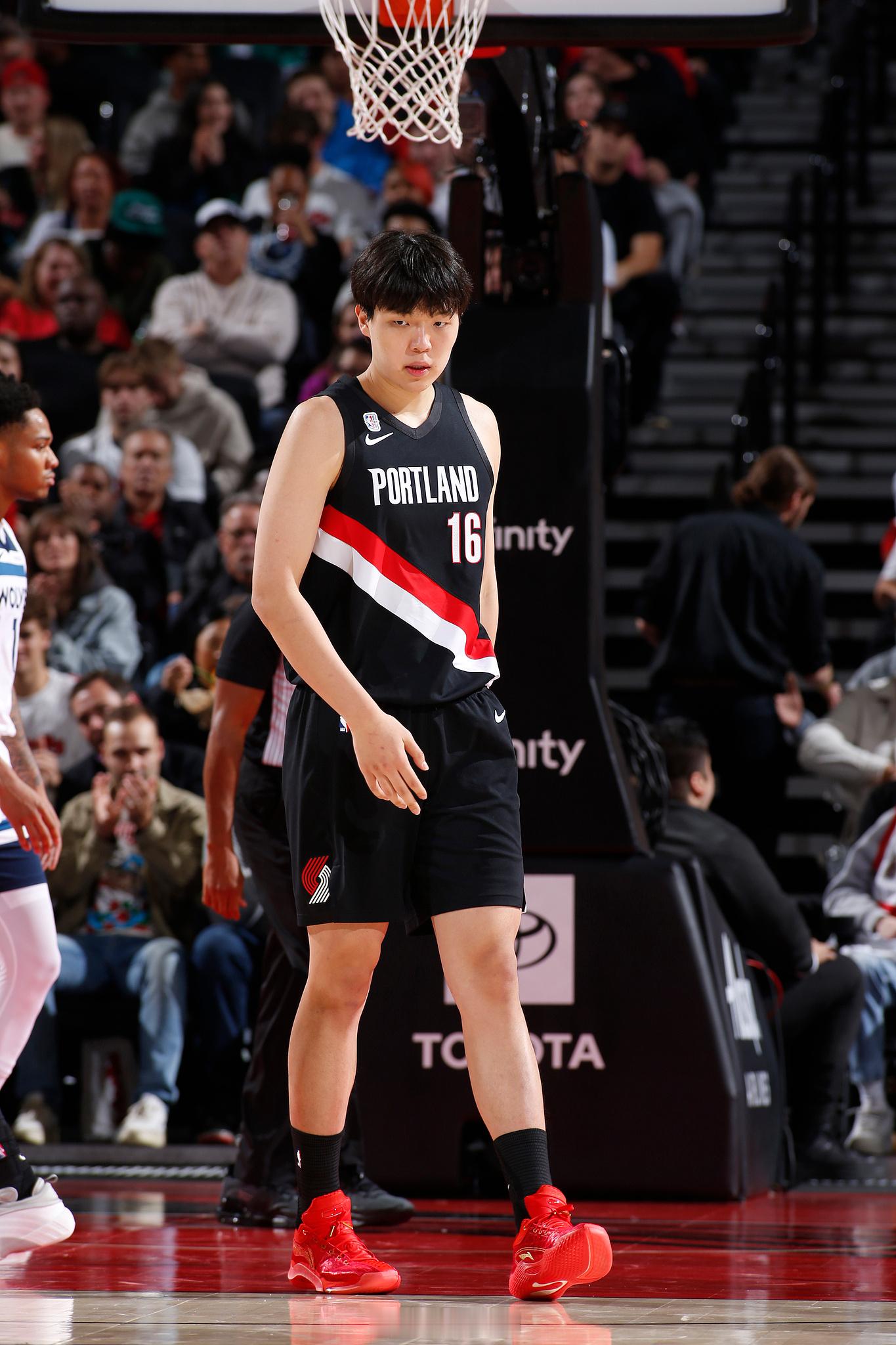 杨瀚森第8位NBA常规赛登场中国球员 24年时间，有8位中国球员在NBA常规赛出