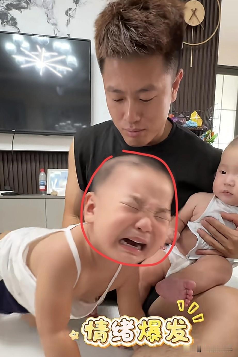 我有一个意见，不知当讲不当讲？

像米乐这种靠利用孩子来当网红的，应该都给封杀了