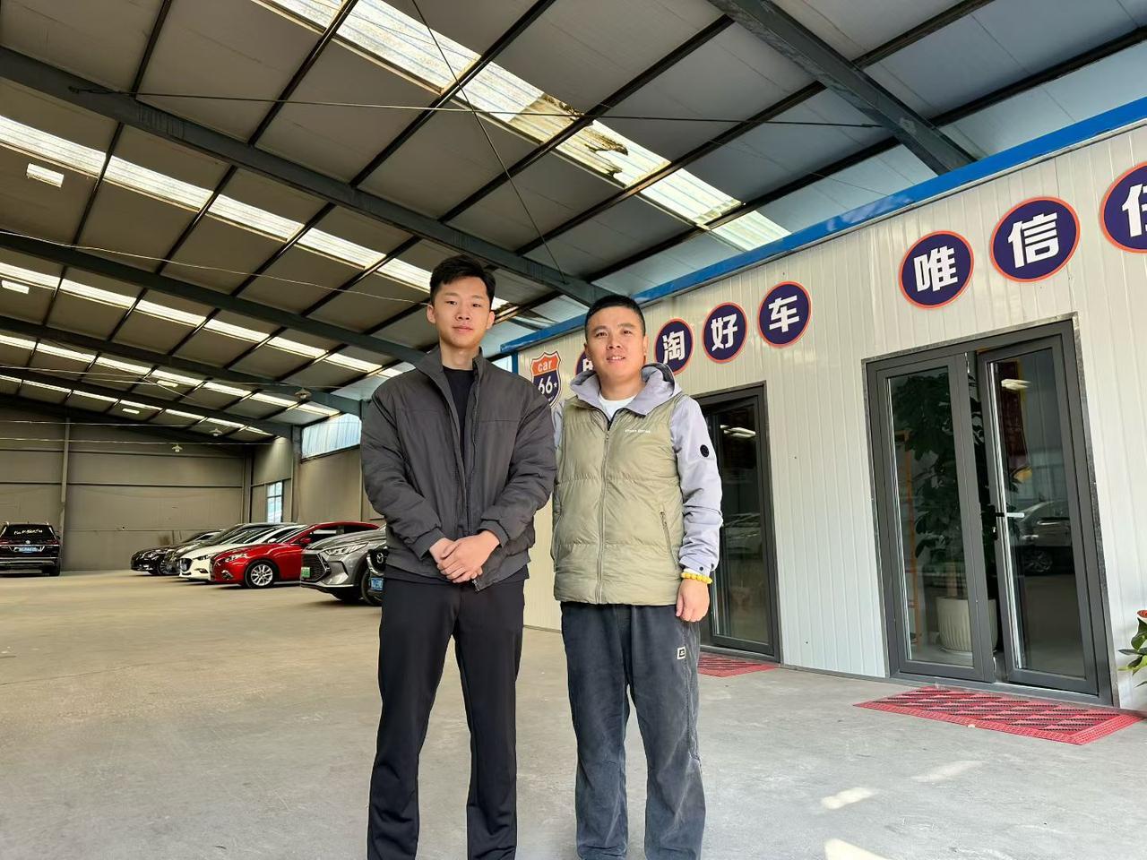 20尊贵君越，淘车订单，交车[玫瑰]
用心淘好车，唯信任不可辜负。