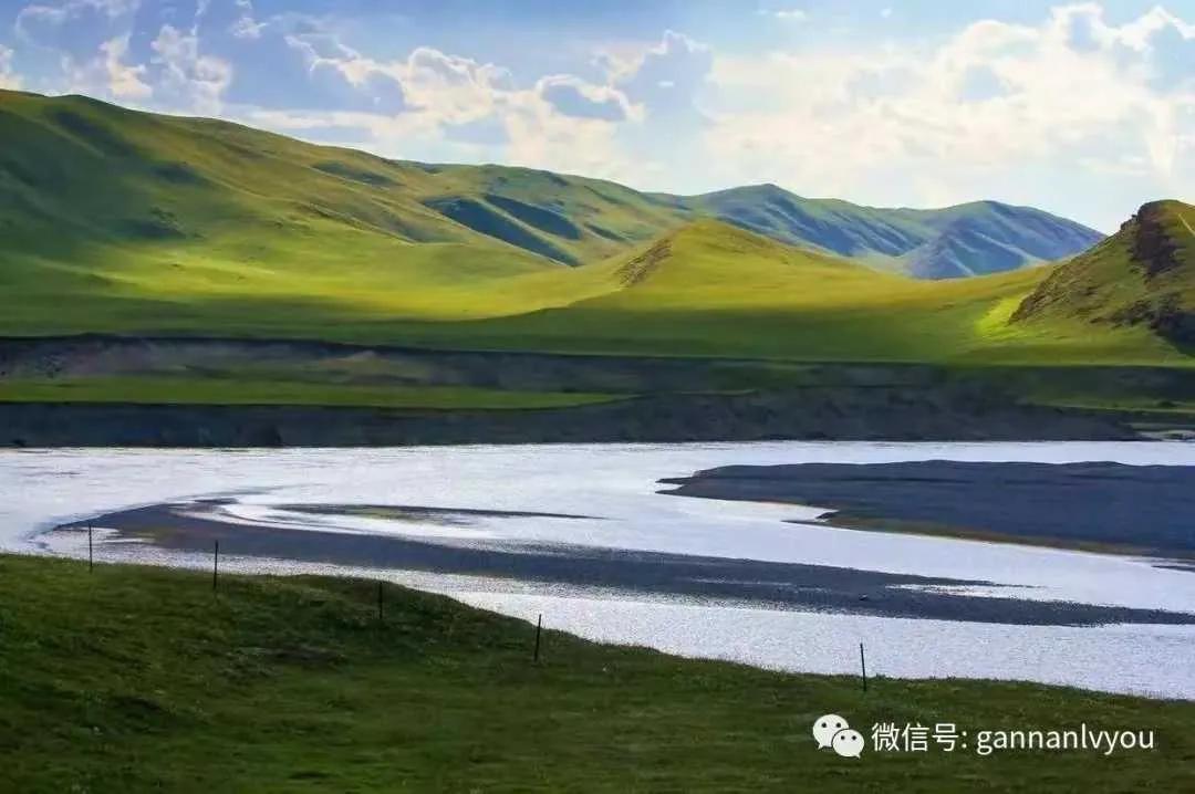 上周我针对老农民该不该发养老金的话题，在头条上发文，谈了一些个人的看法，结果遭到