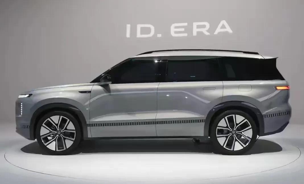 大众终于不装了？这个最顽固的合资巨头要掀桌子了。
2025年上汽大众卖了106万