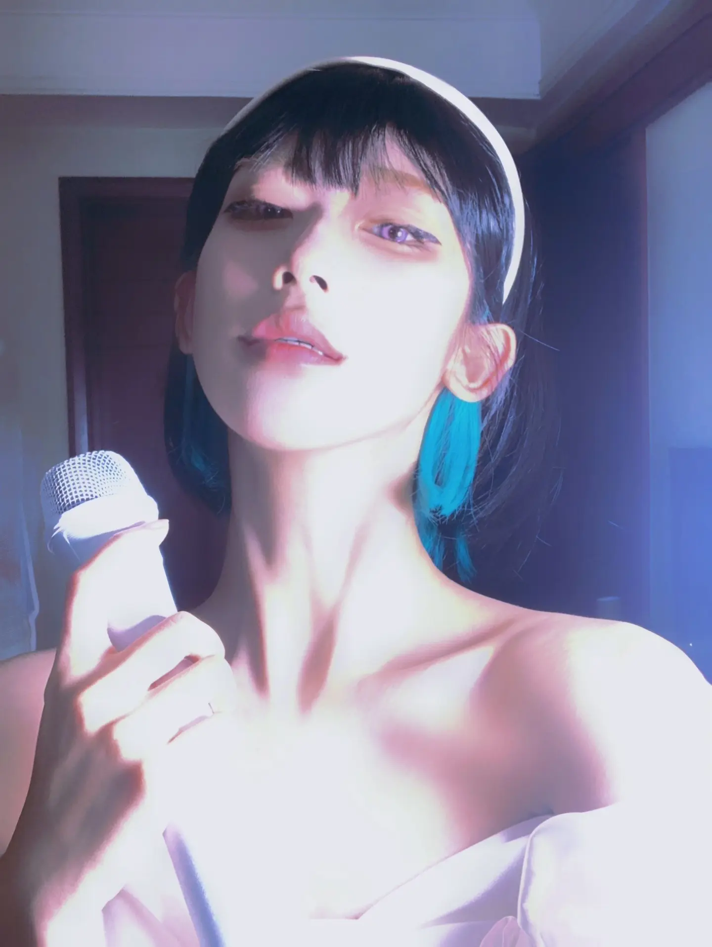女鬼1。