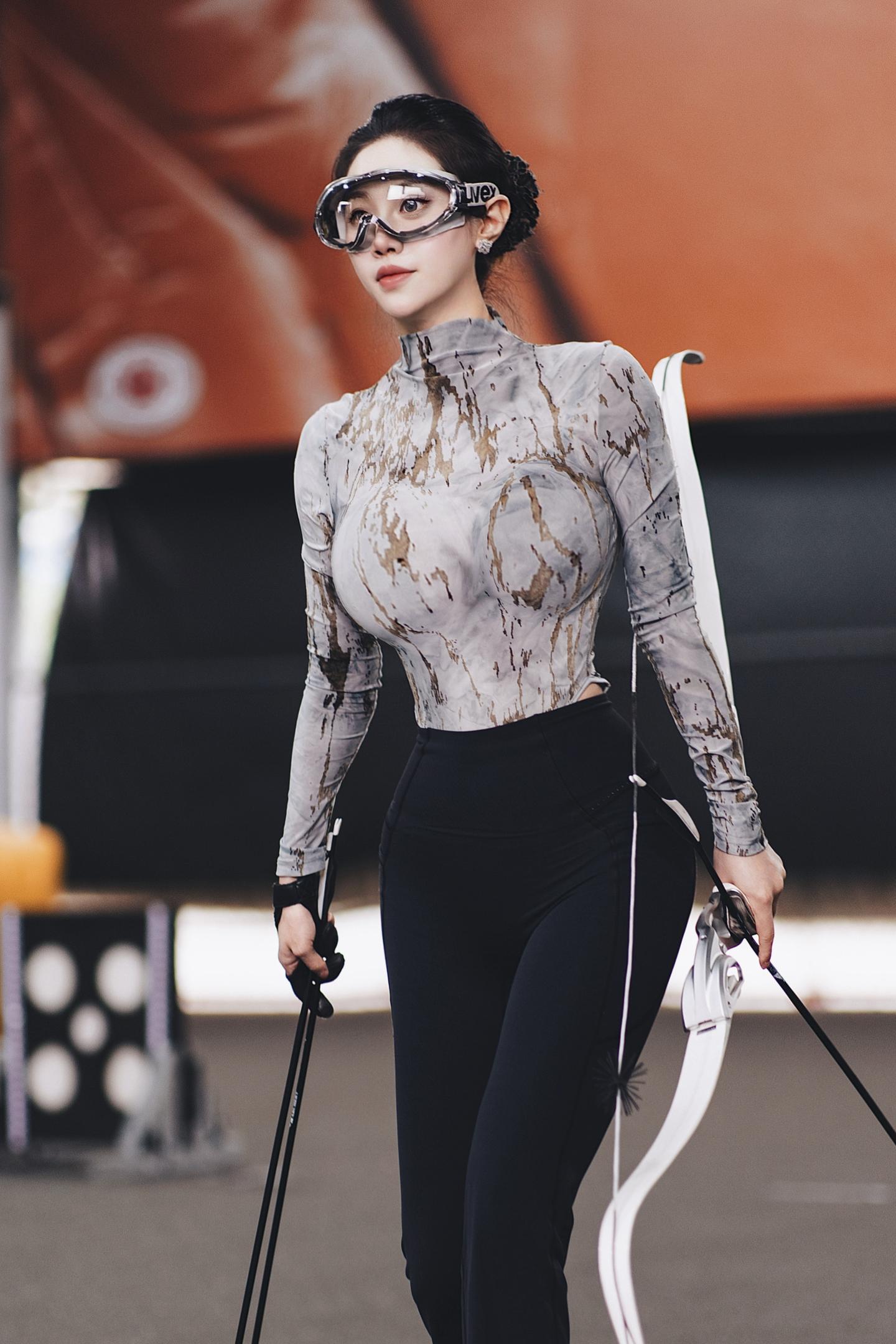 你的影子被日落拉长、思念在很远的地方。