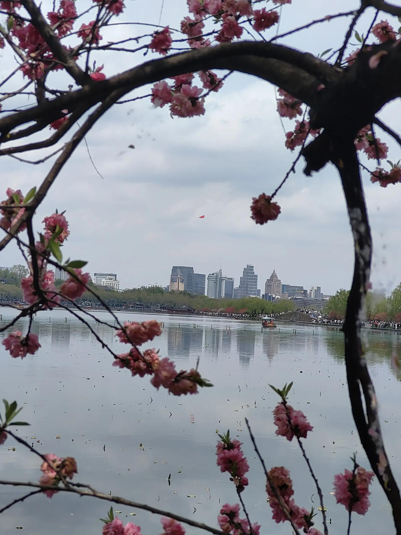 分享一张你手机里最近拍的风景照