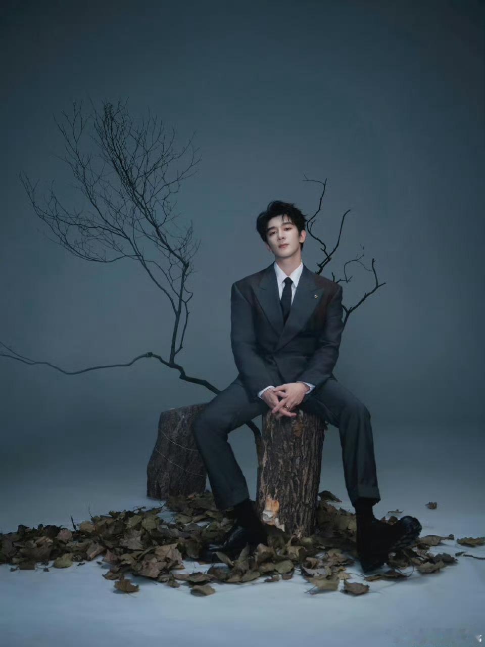 夏之光除了帅还是帅夏之光突然杀出一张帅脸 夏之光真的好亮眼，长相干净又有少年气，