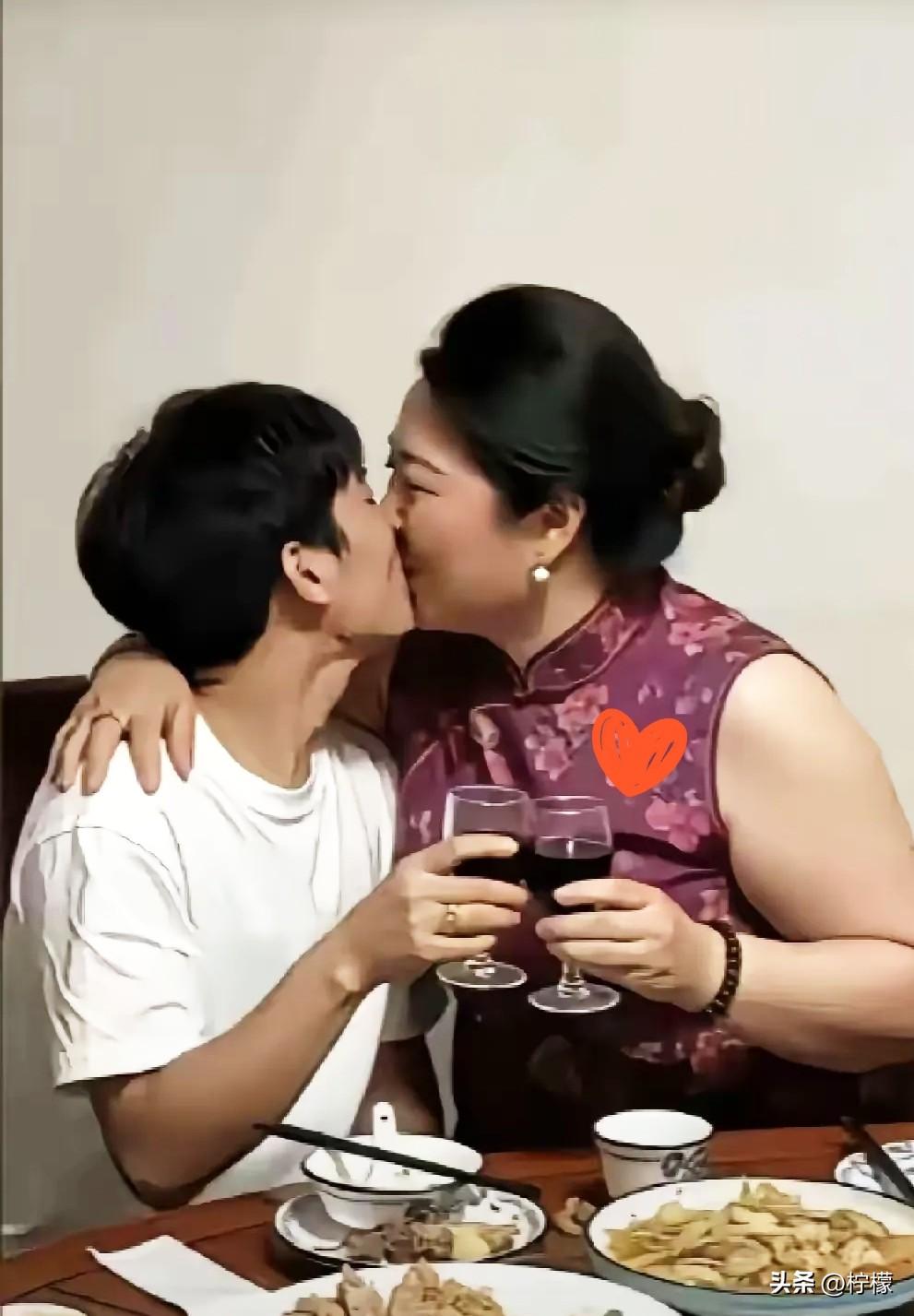 现在的年轻人下手够狠的？
这么大的岁数也要拿下，
你挡了别人的路。这年轻人太勤快