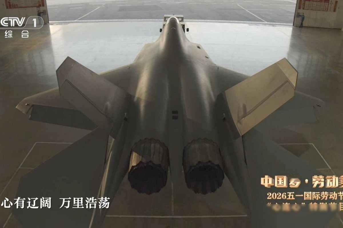 歼-35AE亮相海外，巴方迟迟不签单，阿联酋悄悄摸进五代机门槛

中国最近公开了