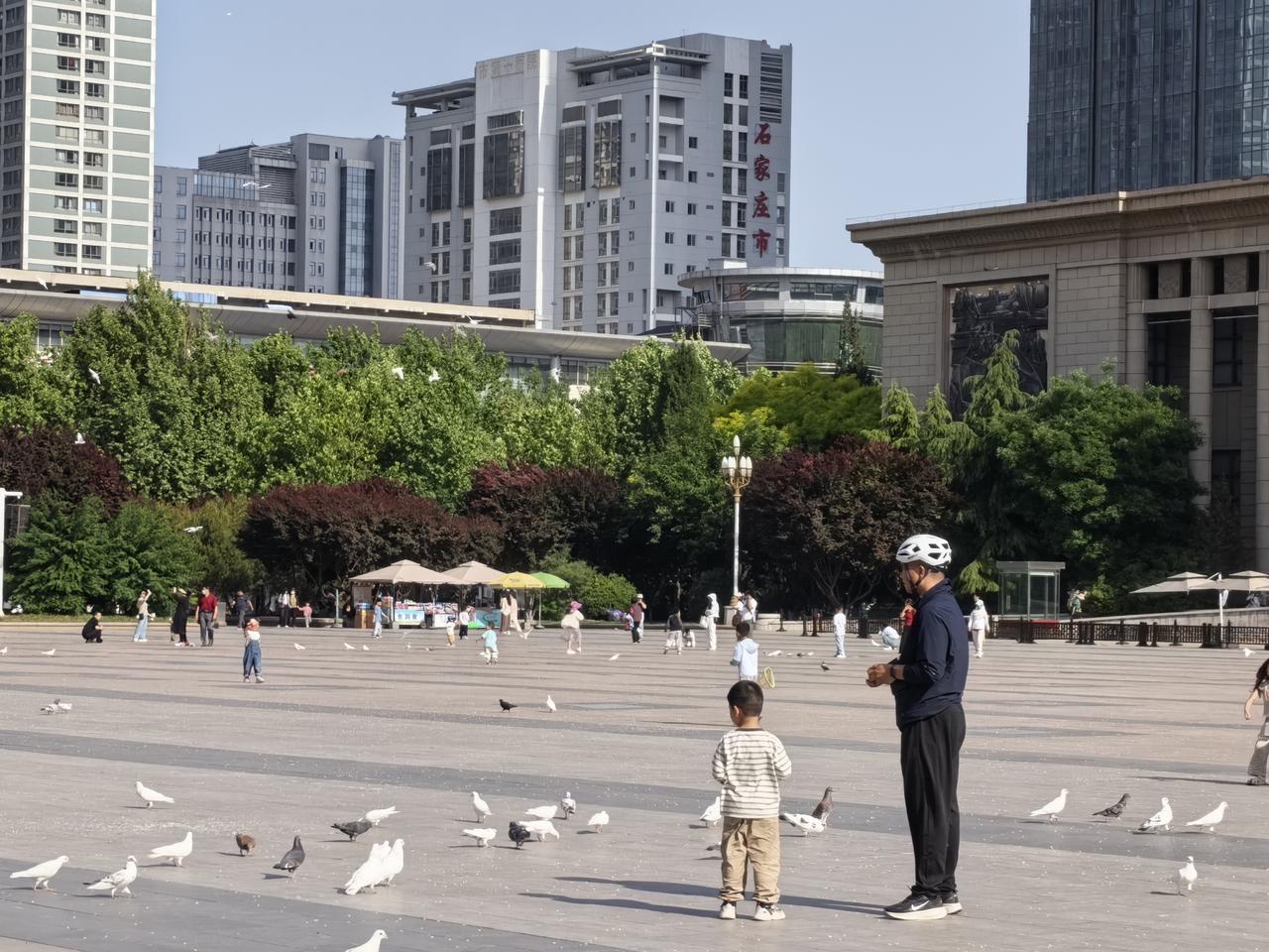 96岁老太太的“养老生意经”：把儿女当保姆发工资。

一位96岁的老太太，退休金