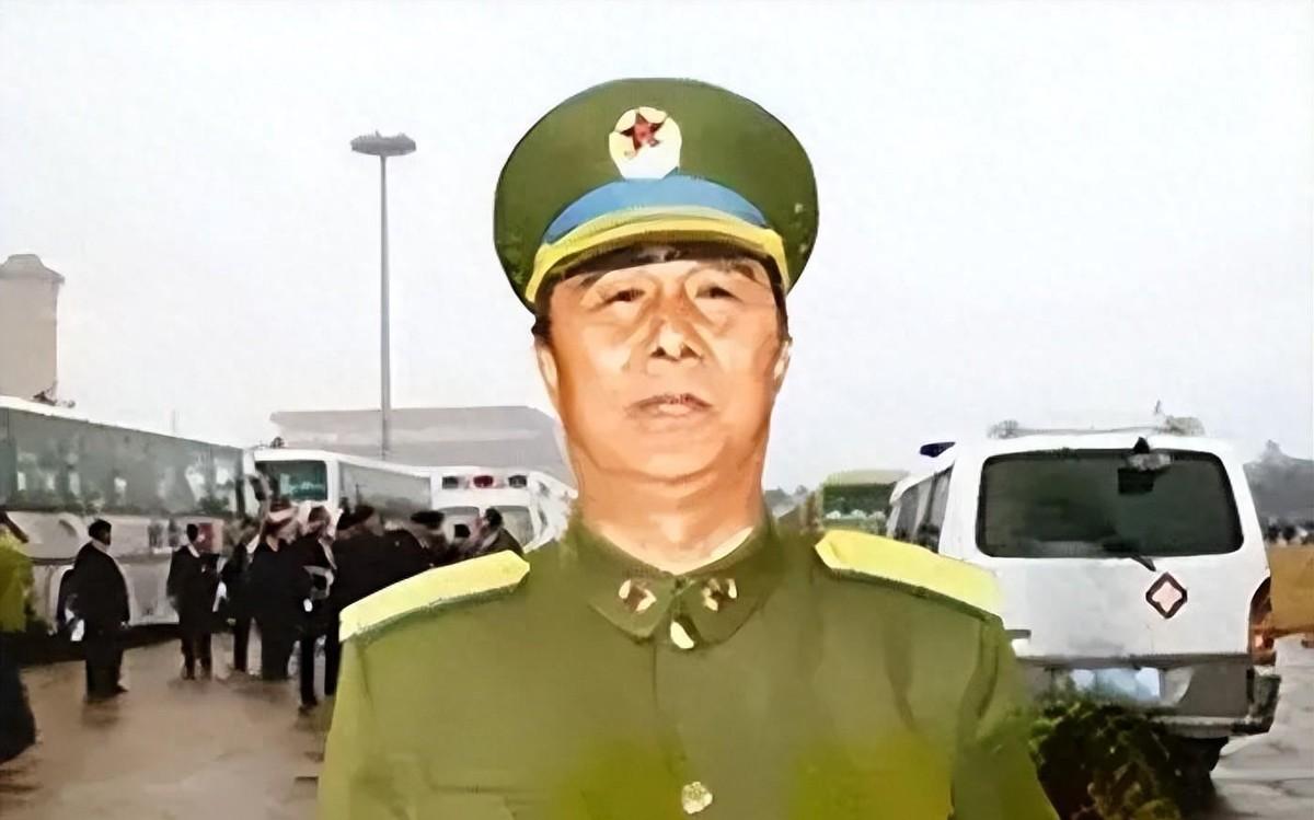 潜伏于军队的大间谍，助纣为虐导致国家巨大损失，最终被判注射死刑结局如何？
199