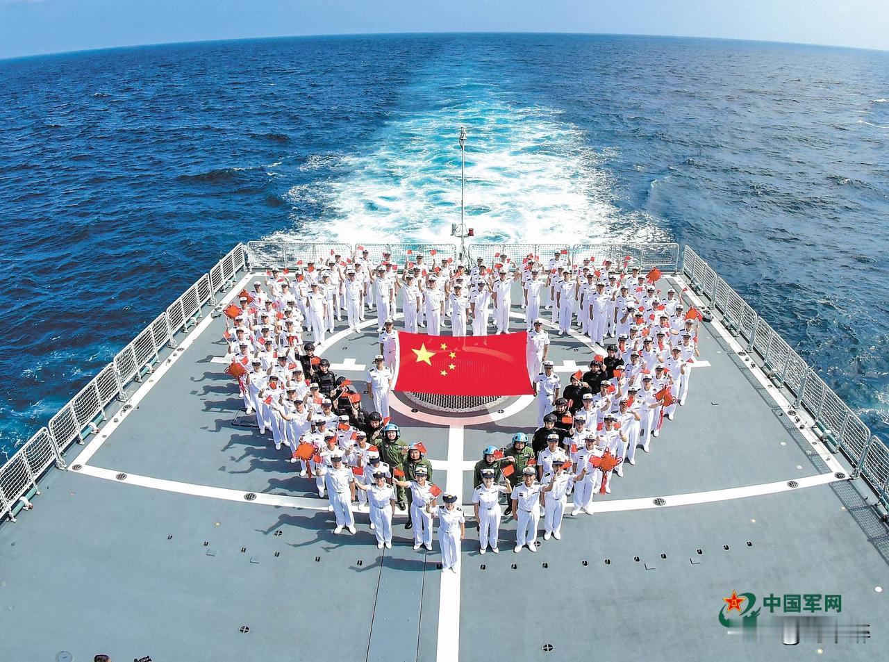 一是处于战略劣势：日本作战纵深有限，中国核威慑与远程打击将日本本土关键设施摧毁。