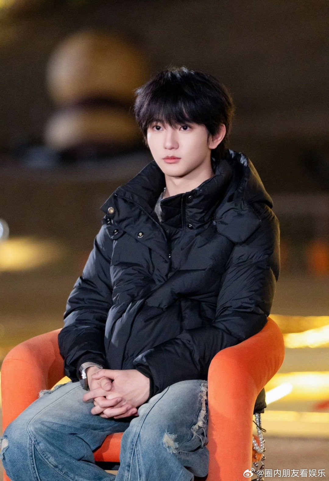 穆祉丞官宣加入周五晚高疯 这波入股血赚！小穆的成年后综艺首秀必须冲，有梗又放得开