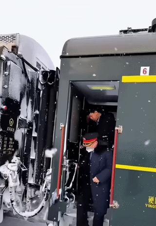 风雪列车