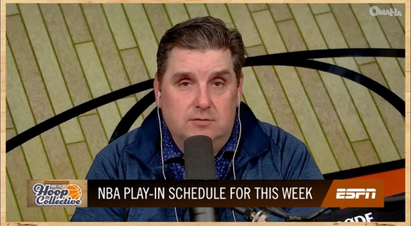 文霍斯特表示，湖人季后赛的潜在对手认为，里夫斯可能会很快回归。“有一些潜在的湖人