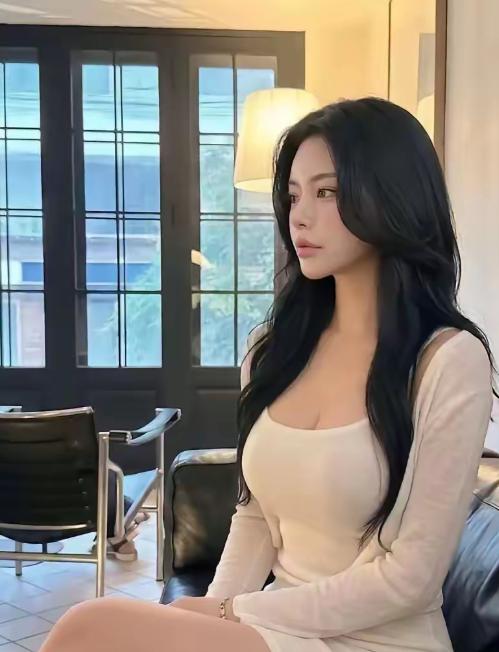 河南一名26岁女子分手后，竟向男方索要上万元“磨损费”，还算得明明白白：“一次2