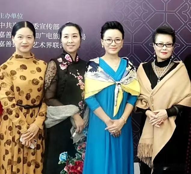 越剧“王派”4弟子同框，你粉谁？

越剧宗师王文娟创立的“王派”旦角艺术流派，以