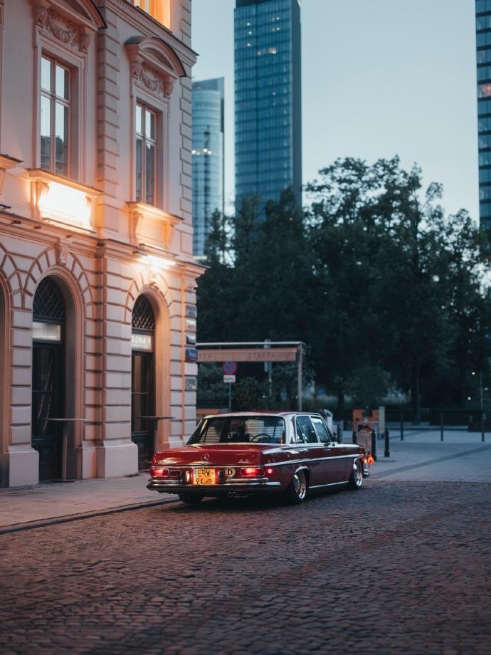 Mercedes-Benz 280SE W108 真的是精致与艺术的完美结合！它