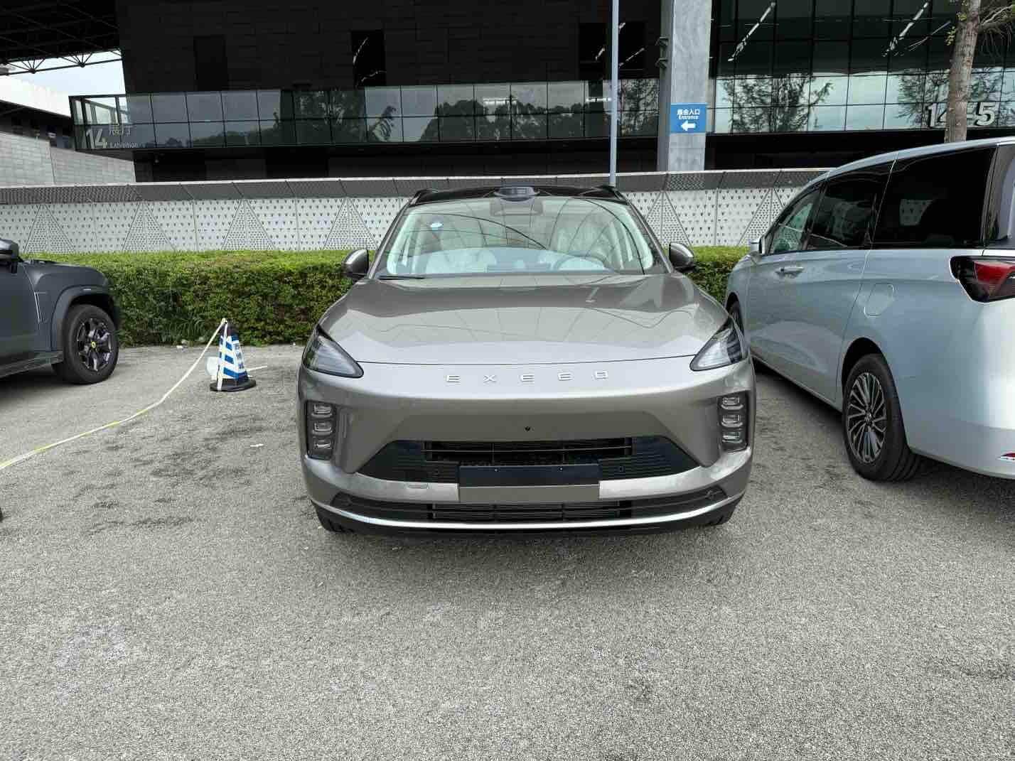 2025成都车展探馆直播进行中！新车热门车抢先看！现在看——星纪元E05作为星途