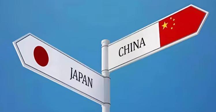 日本不相信，中国敢在日本侵略中国之时，立即核打击日本本土的原因是，日本认为如果中