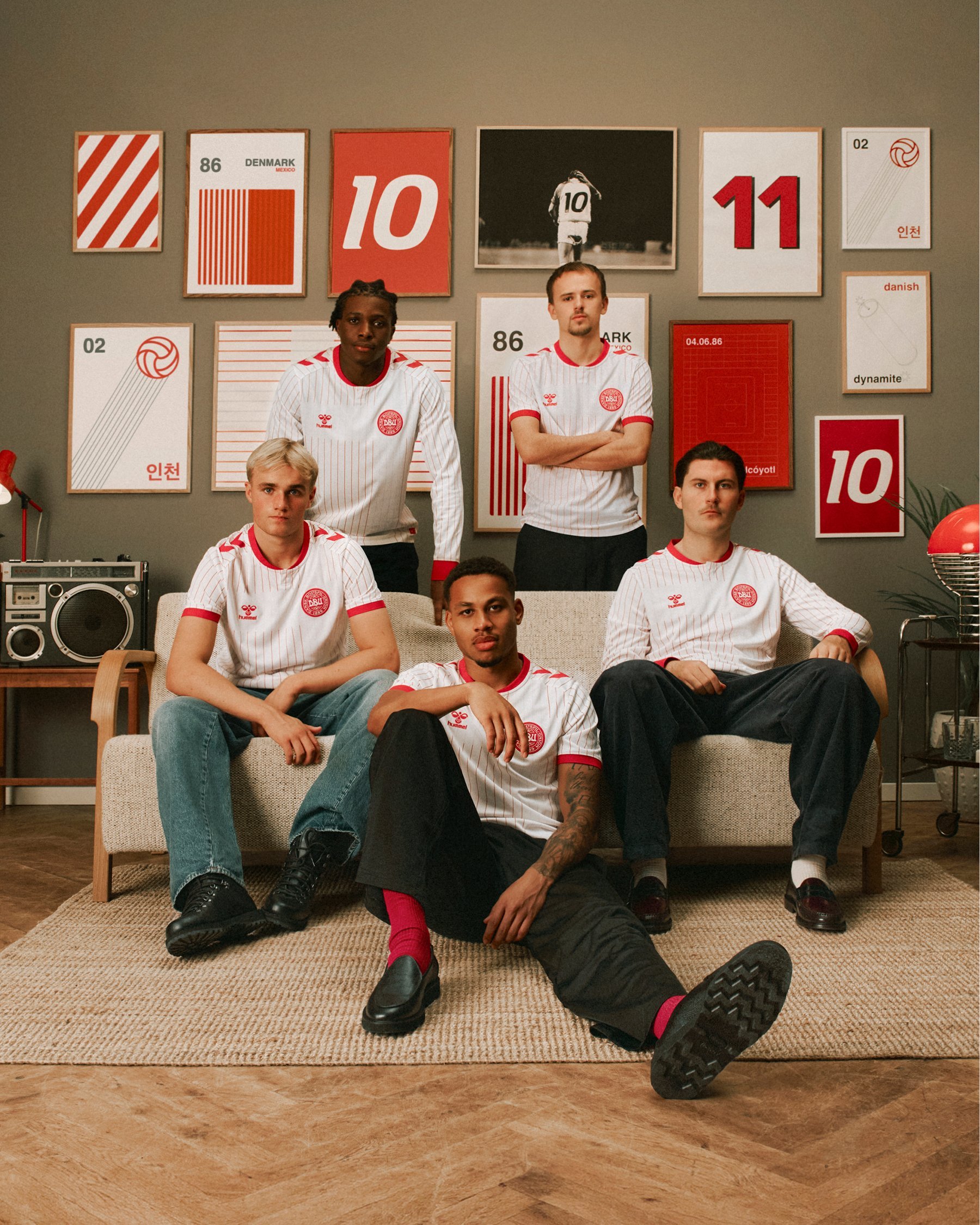 丹麦发布2026全新客场球衣。贤聊球衣球衣资讯