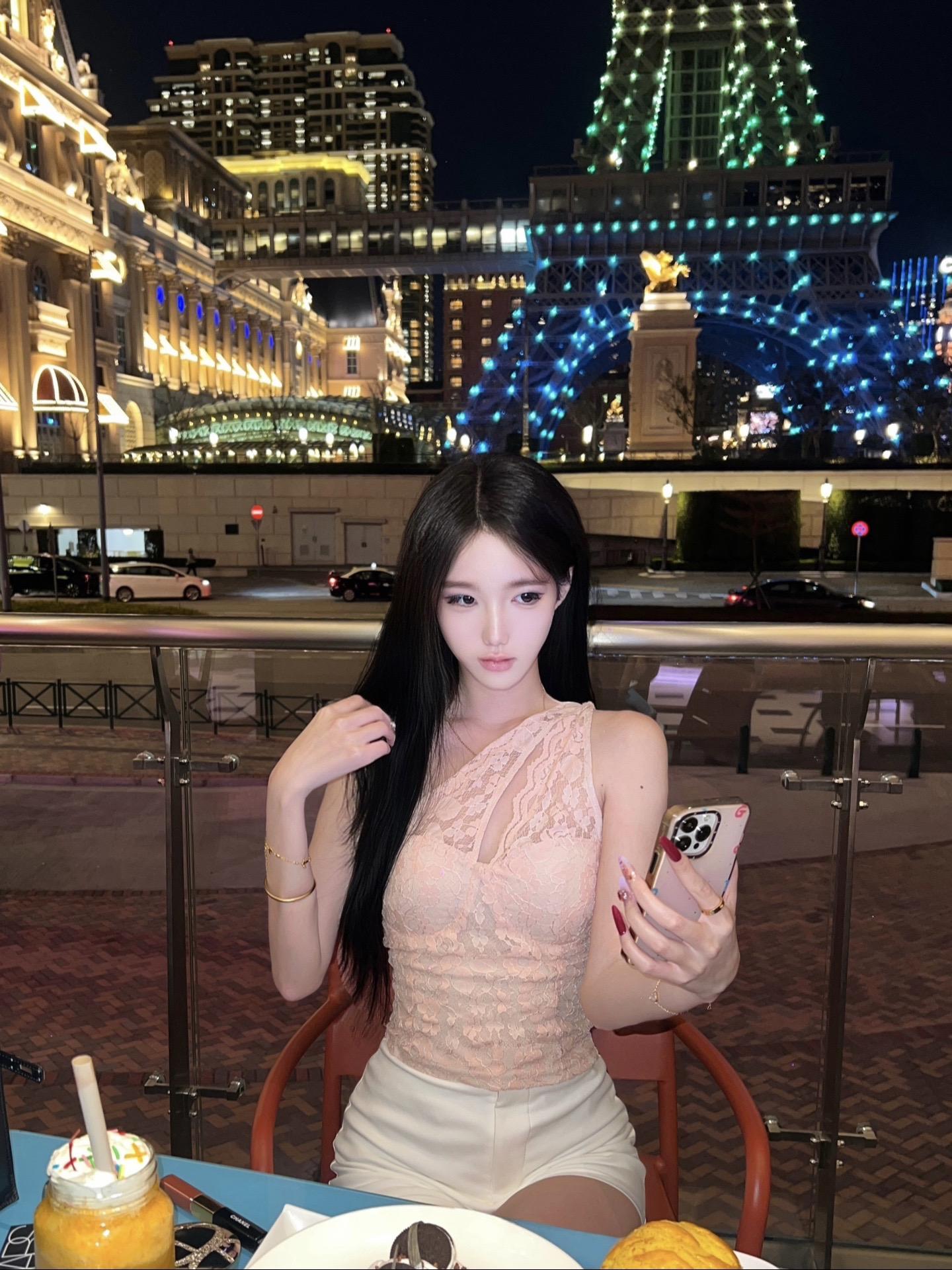世界好大 而我真正想落脚的地方是你的身旁