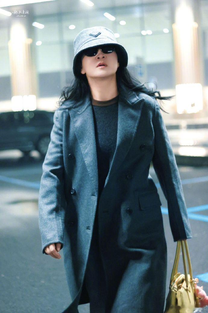 贾玲的气场贾玲干练又洒脱的女人味贾玲干练又洒脱的女人味，贾玲的气场，谁懂今日份出