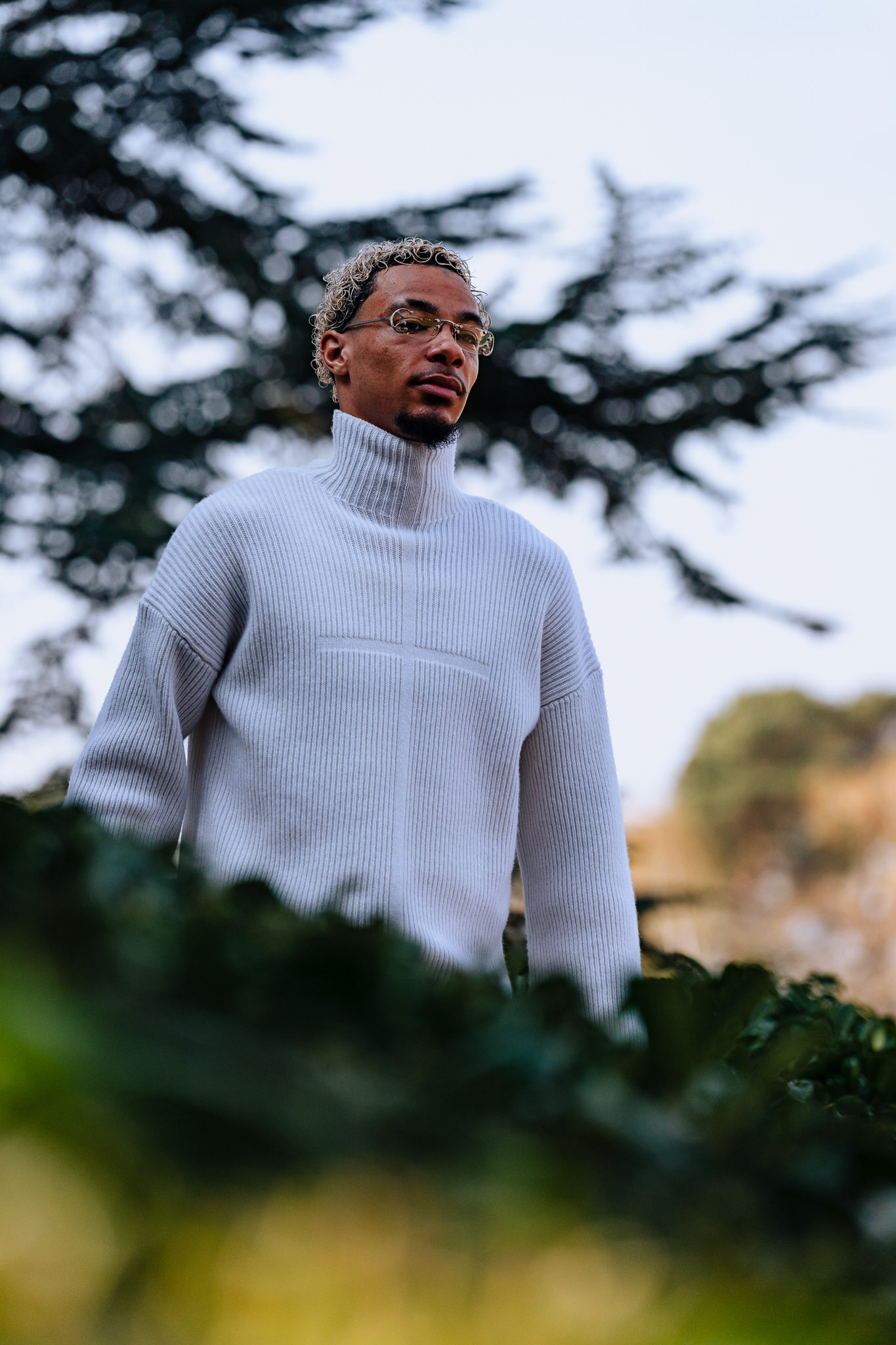 雨果抵达克莱枫丹基地 