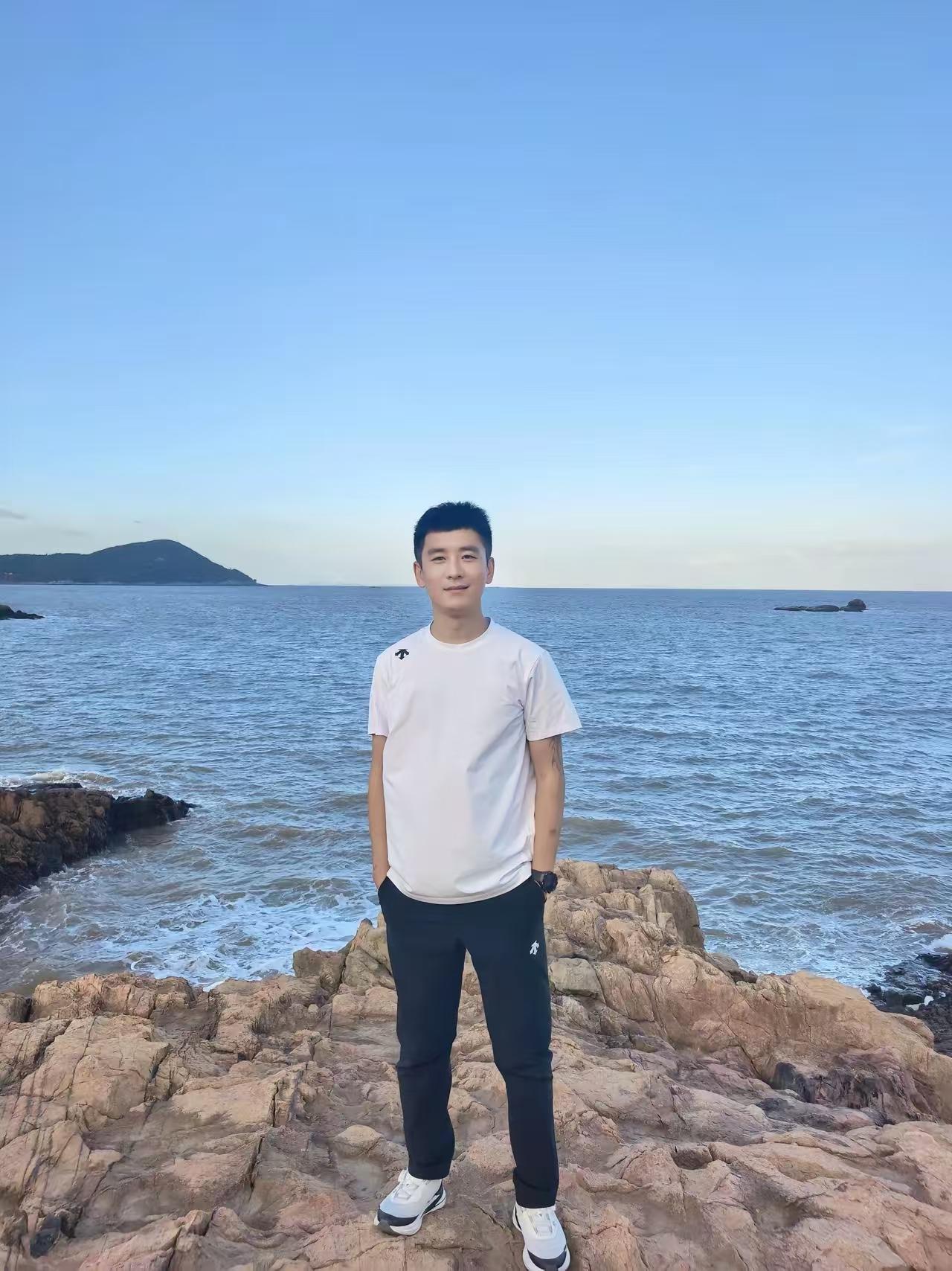 1988年的我，快40岁了，婚没结。这个社会没结婚的人太多了，并不是你不想，并不