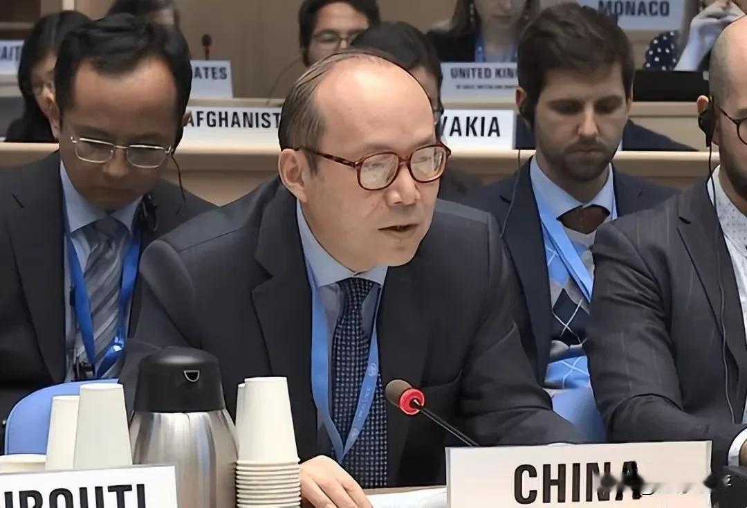 世界各国汹涌彭拜的反犹浪潮下，仍然无法阻挡以色列对加沙平民的大屠杀。以色列藐视生