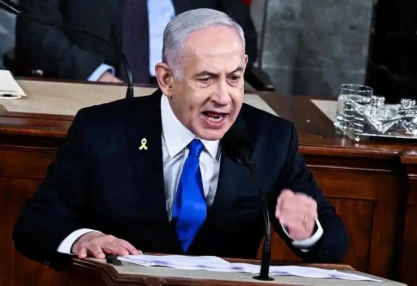 停火协议墨迹未干，以色列50架战机升空轰炸伊朗和黎巴嫩
4月8日清晨波斯湾上空刚