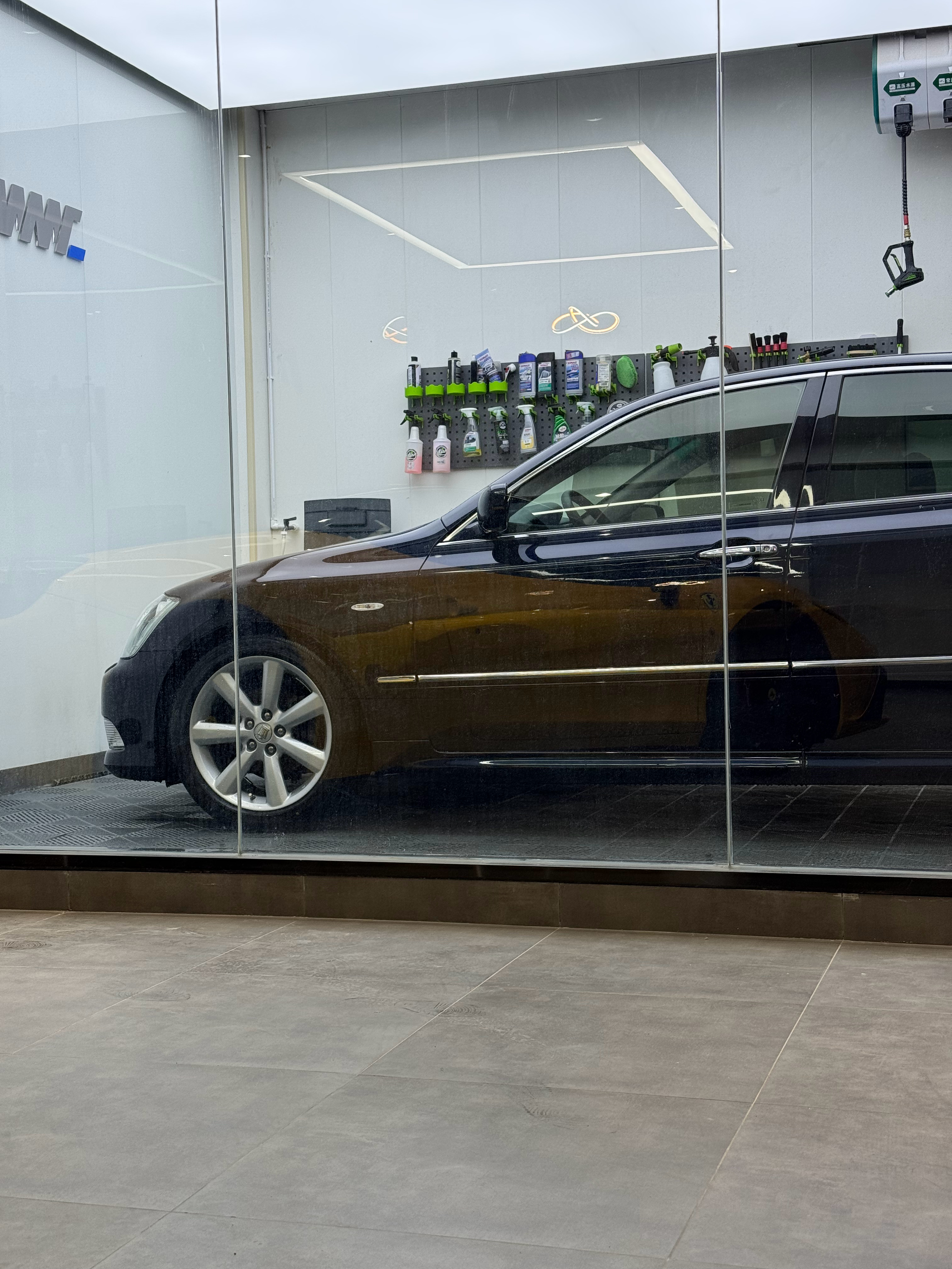 慢慢处理，让它逐渐恢复成2005年的样子这个过程，就像小时候我们一起玩过的积木只