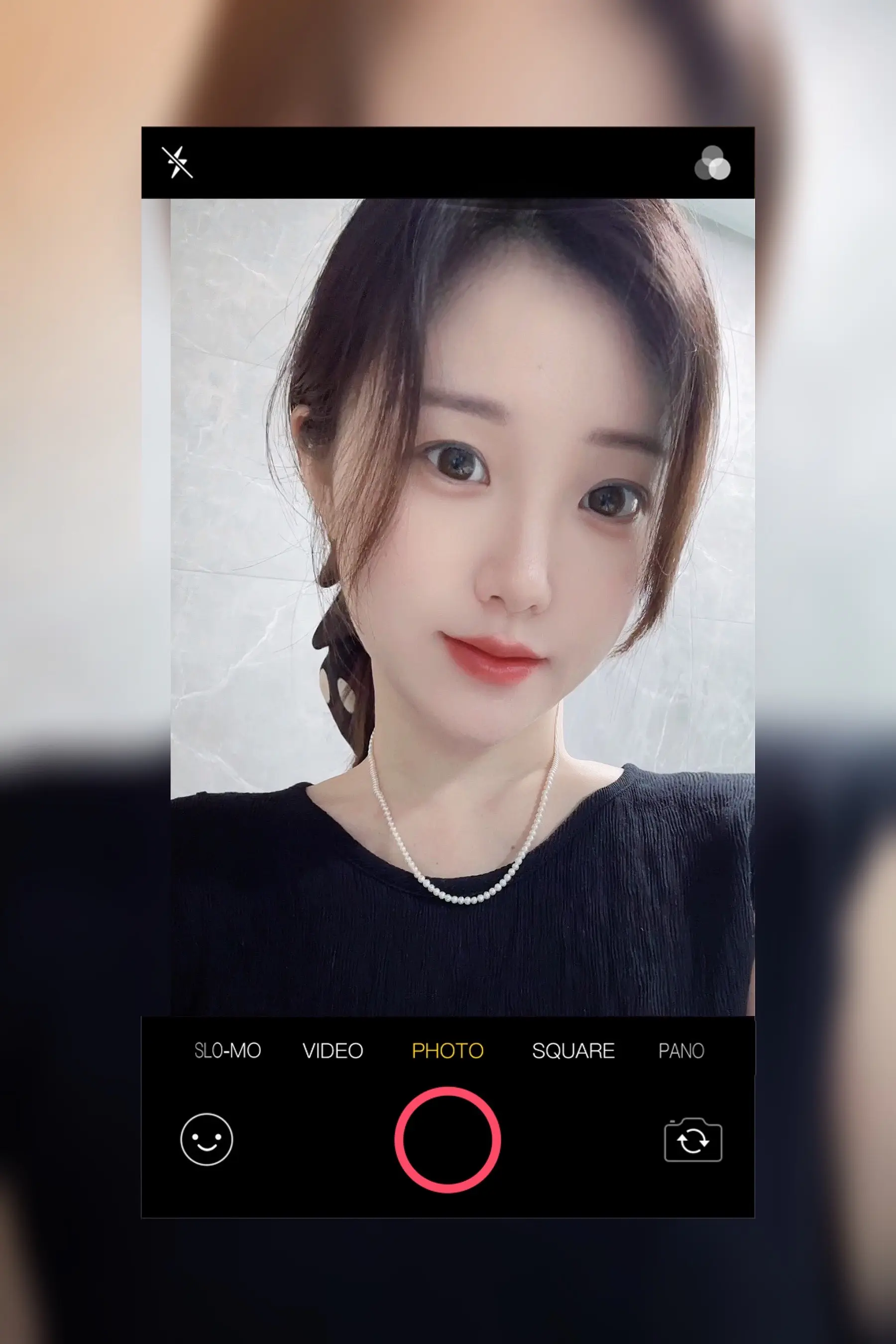 非得碎花裙吗 小黑裙不可以嘛