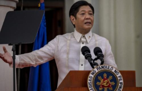 菲律宾开始跟我们喊话了，希望把之前的问题放一放，先谈在经济上的合作。

最近刷到