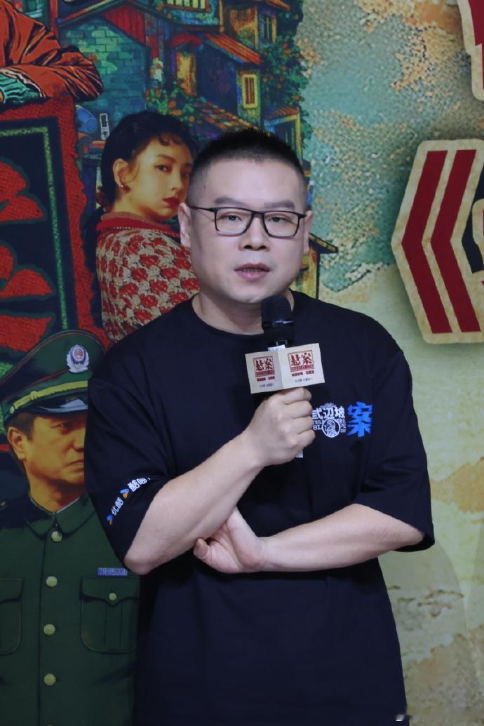 岳云鹏原名叫岳龙刚剧集悬案 用了岳龙刚的名字，演了不一样的角色，小岳岳这次挺让人