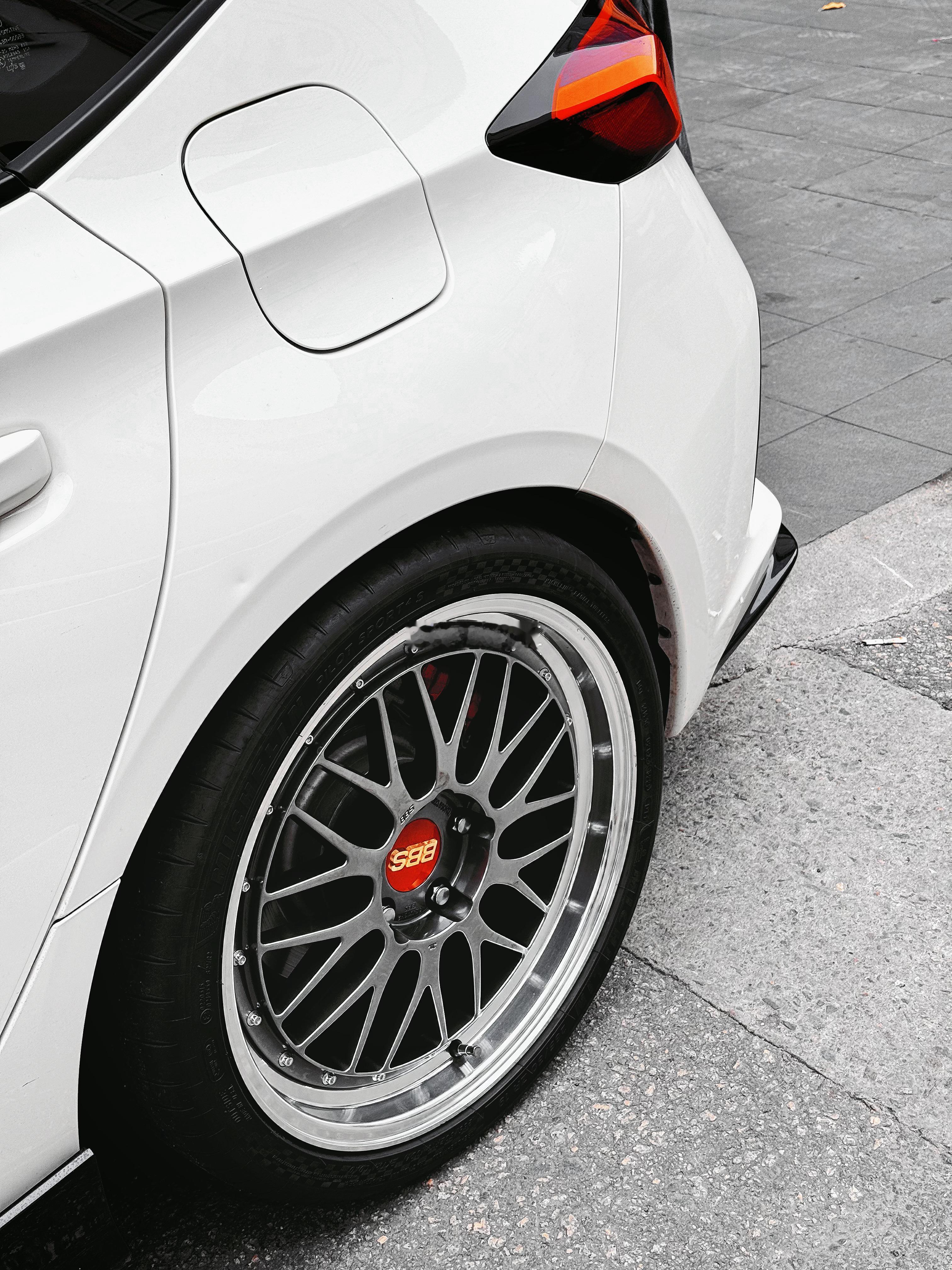 本田思域FL5 ，日本 BBS LM 19寸 完工 