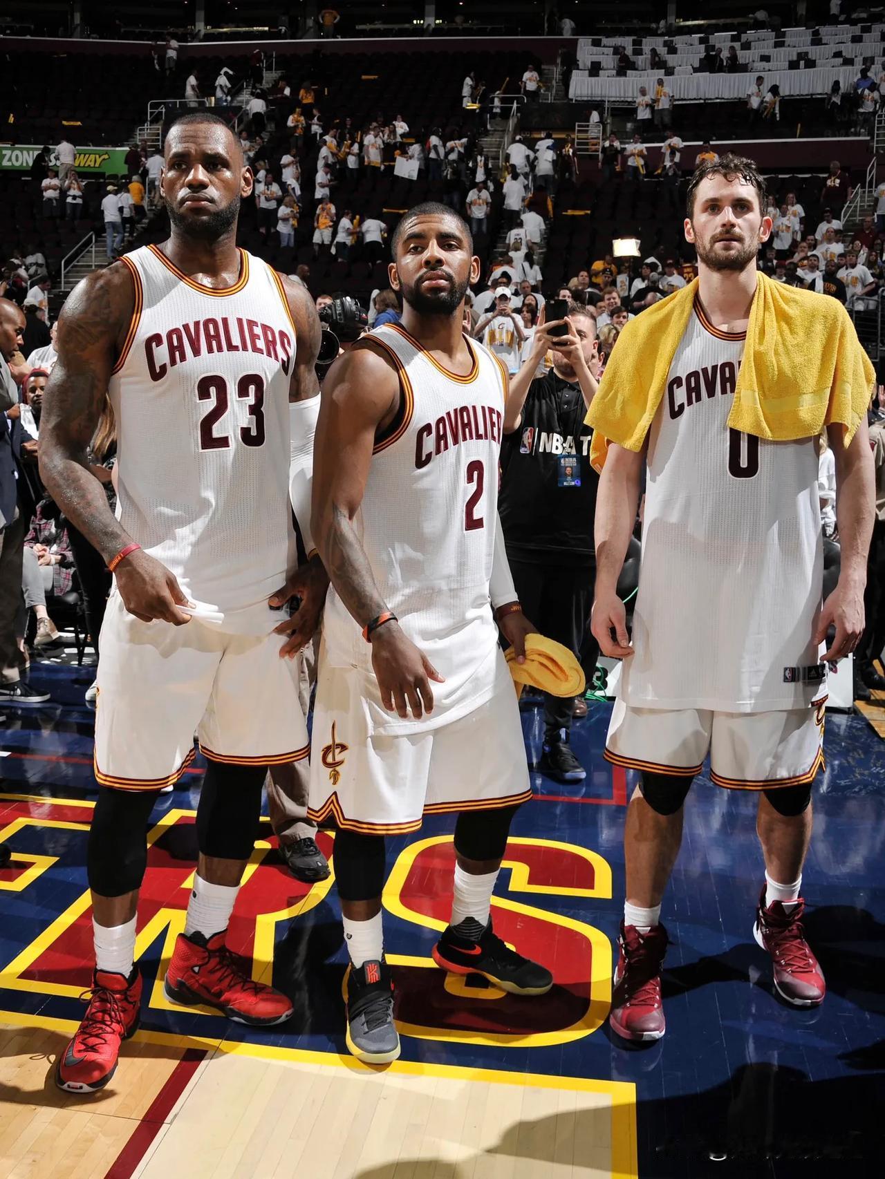 凯文·乐福的历史首发五人🔥

▪️凯里·欧文
▪️吉米·巴特勒
▪️勒布朗·詹