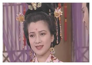 #演员何晴去世##何晴 唯一演遍四大名著的女演员# 在86版《西游记》中，何晴被