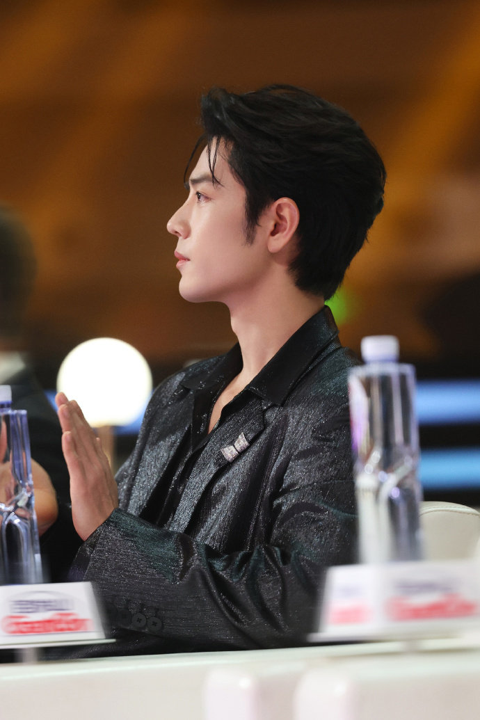 肖战十年20个角色 肖战的作品厚度 肖战十年20个角色，肖战的作品厚度，每个角色