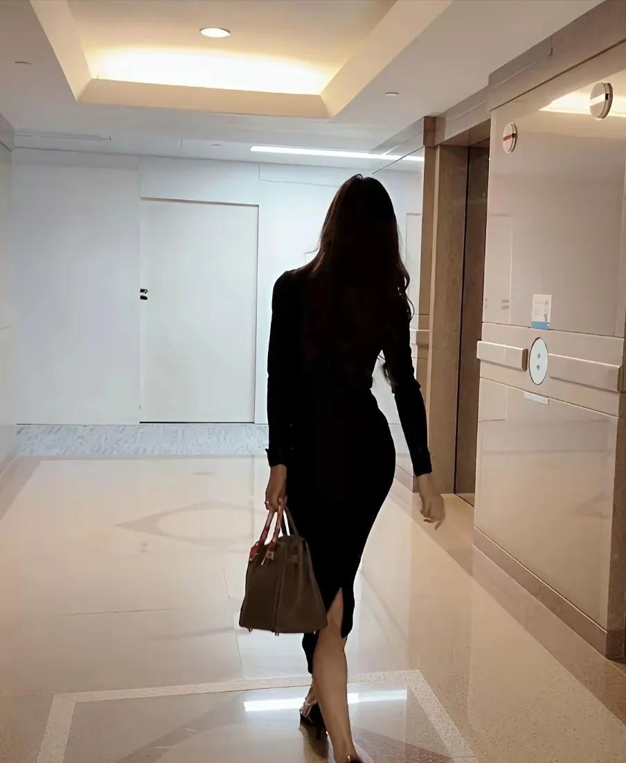 东莞，男子和女子本来是情人关系，但是有一次，两人发生关系后，女子报警了，声称男子