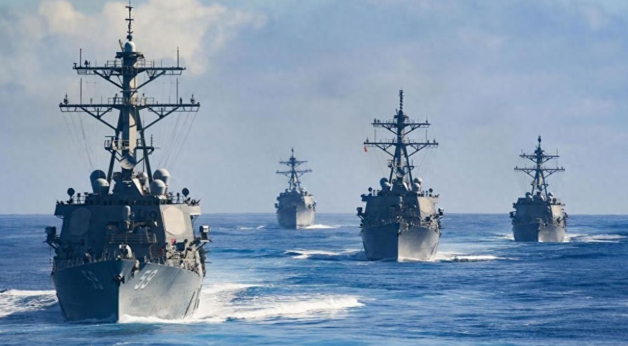 为了航行安全，我们是不是也应该派舰艇过去保护商船！

美军中央司令部，海军的确在