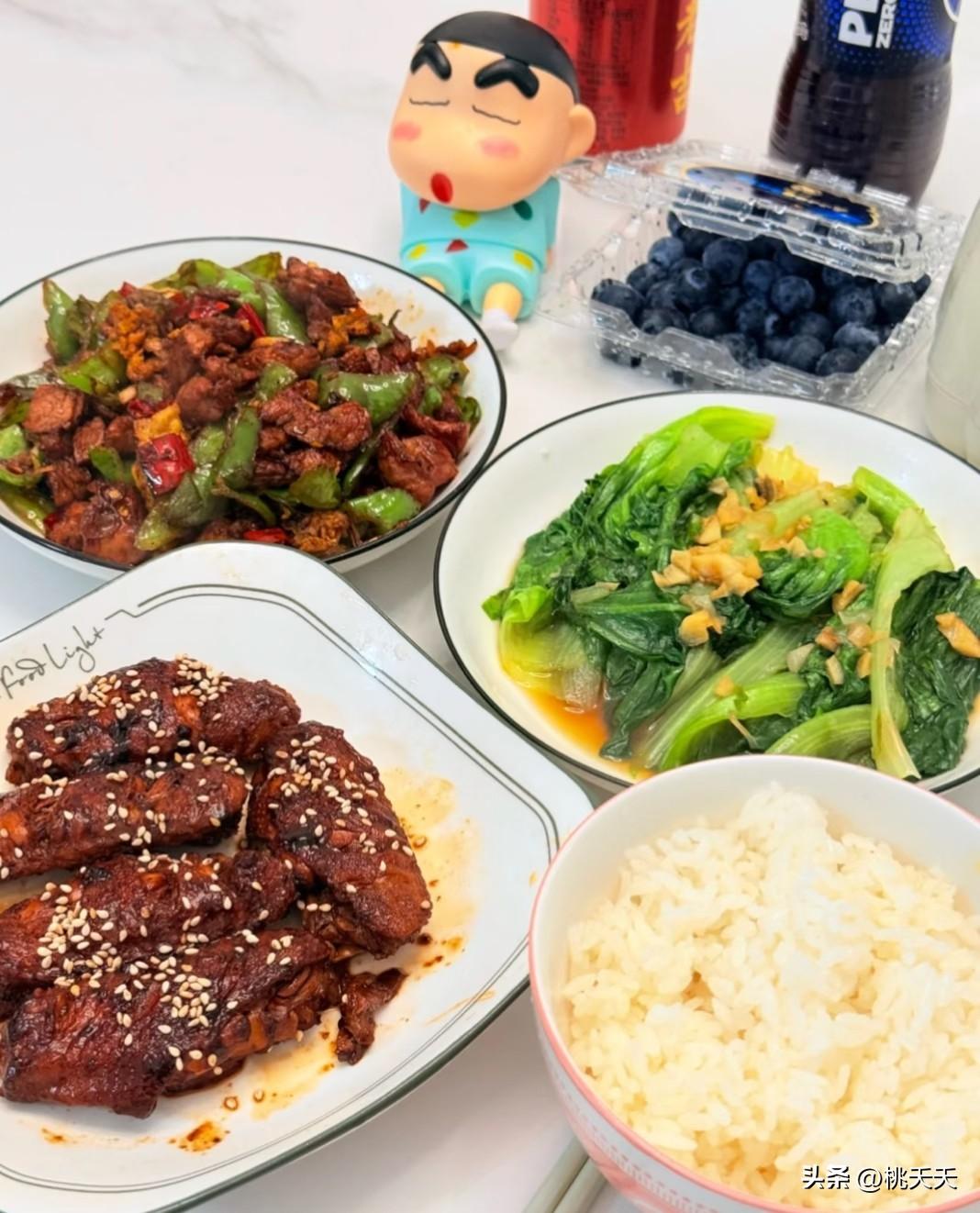 奉劝大家，
要舍得吃这10种食物:
 
1. 牛尾
牛尾带着骨头和筋膜，脂肪分布